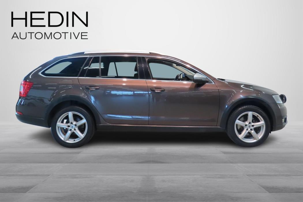 SKODA OCTAVIA 2017