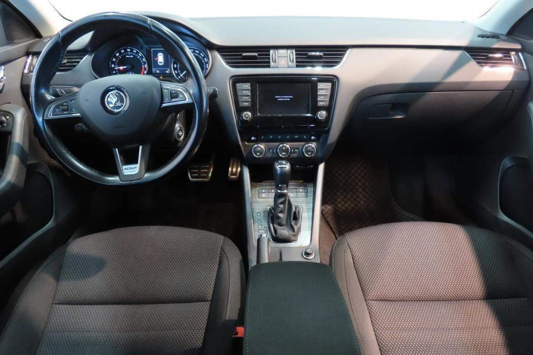SKODA OCTAVIA 2017