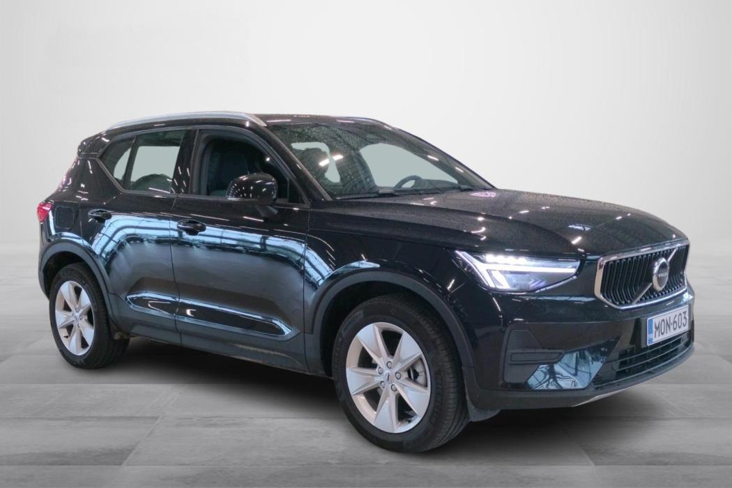 VOLVO XC40 2022