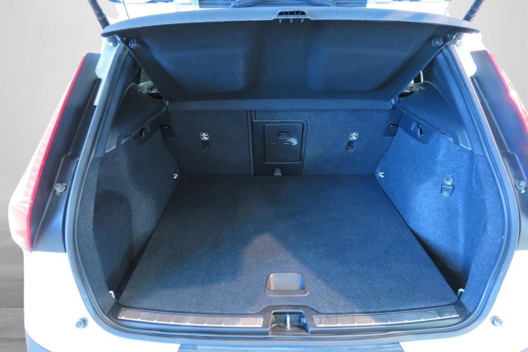 Volvo XC40 2022