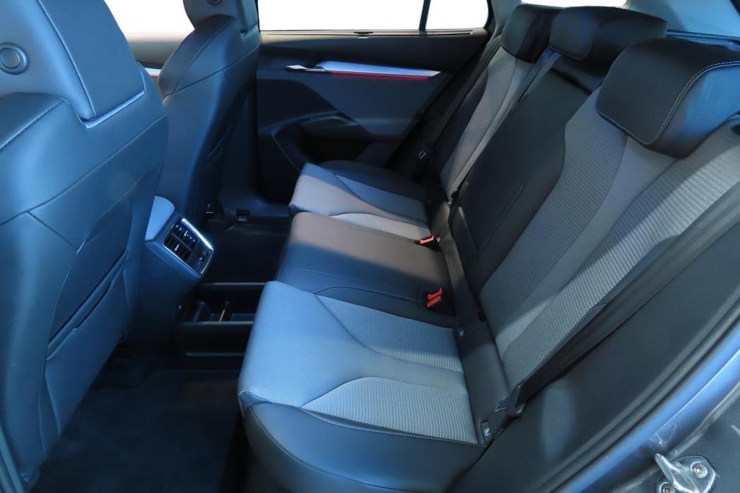 SKODA Enyaq 2023