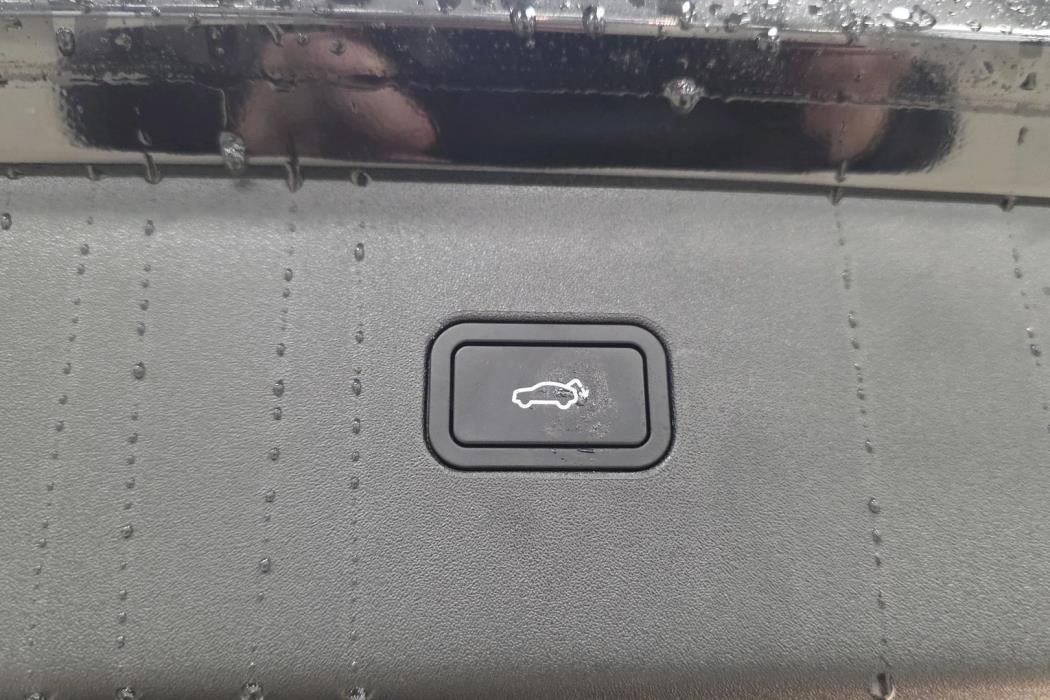 Volvo EX30 Cross Country 2025