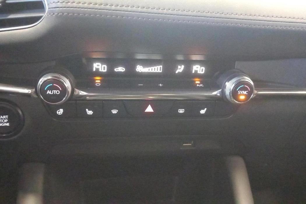 MAZDA Mazda3 2021