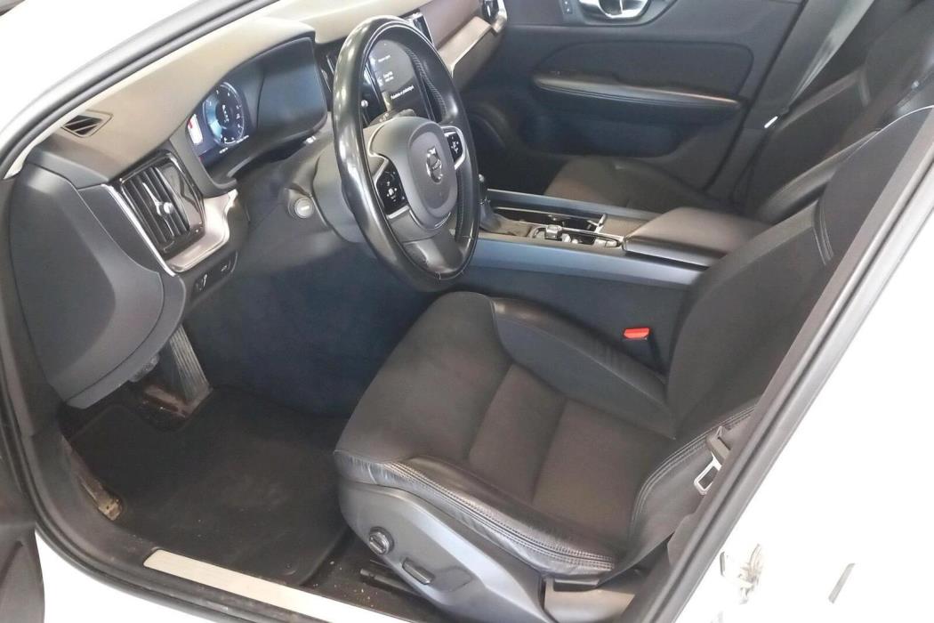 Volvo V60 2020