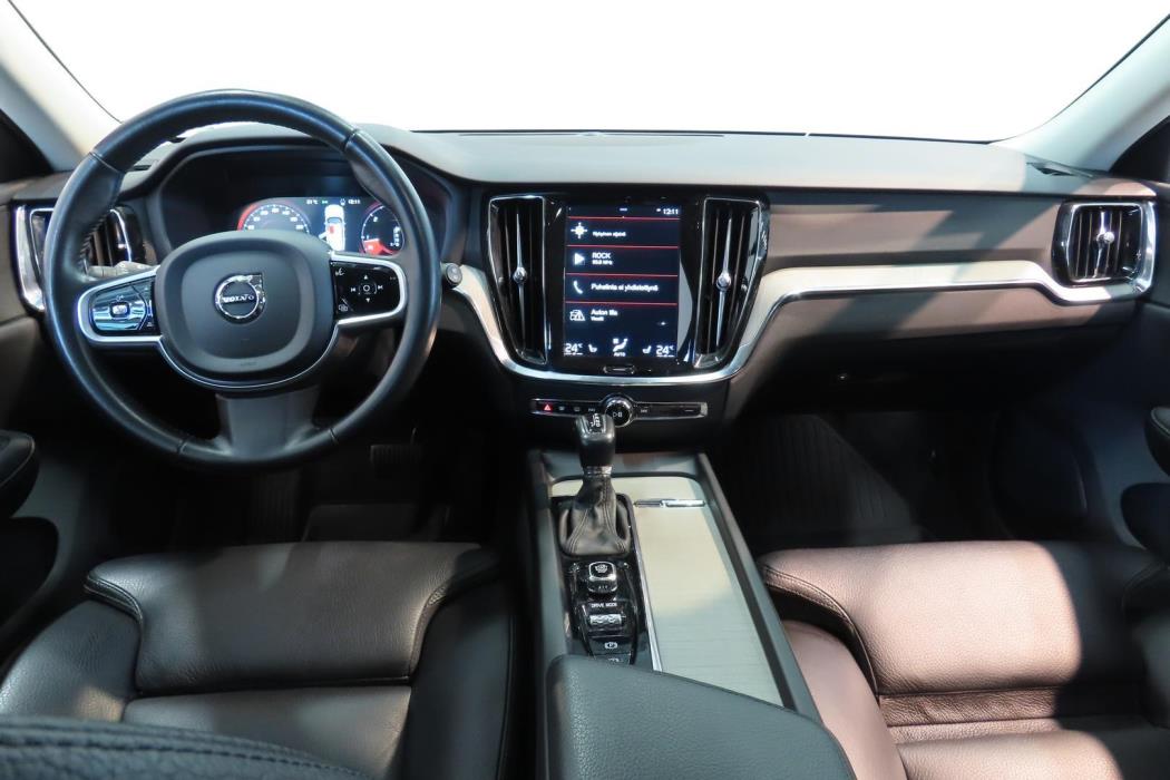 Volvo V60 2018