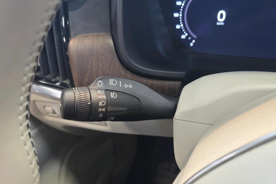 Volvo V90 Cross Country 2022