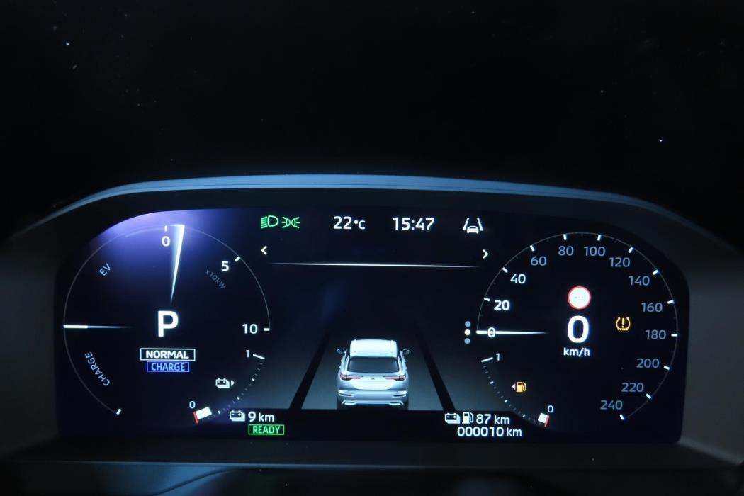 MITSUBISHI OUTLANDER 2026
