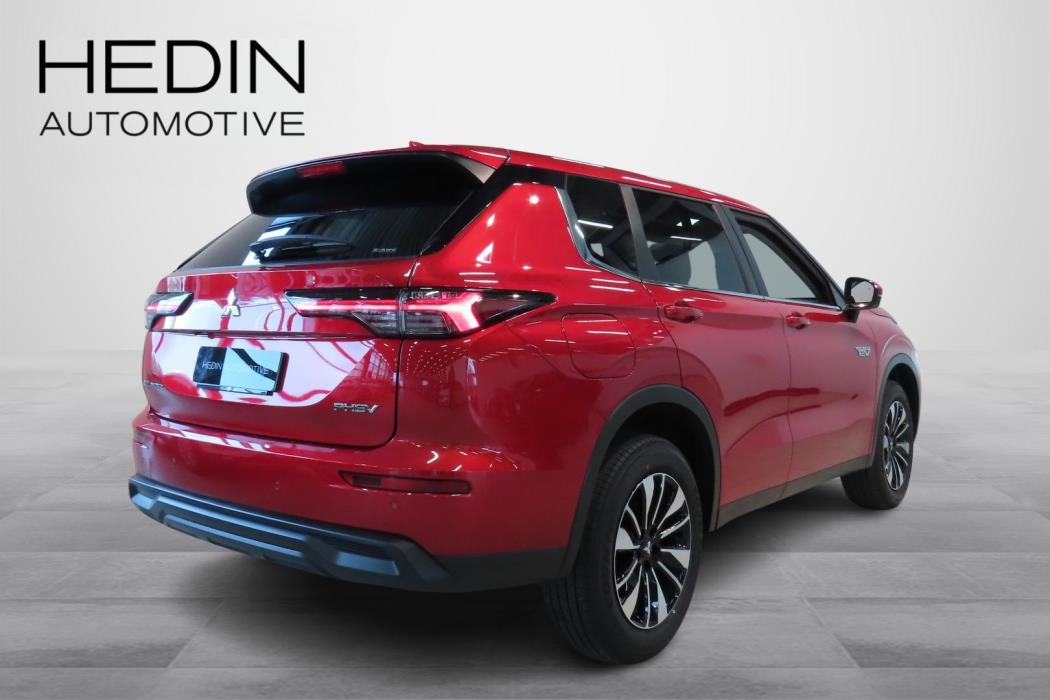 MITSUBISHI OUTLANDER 2026