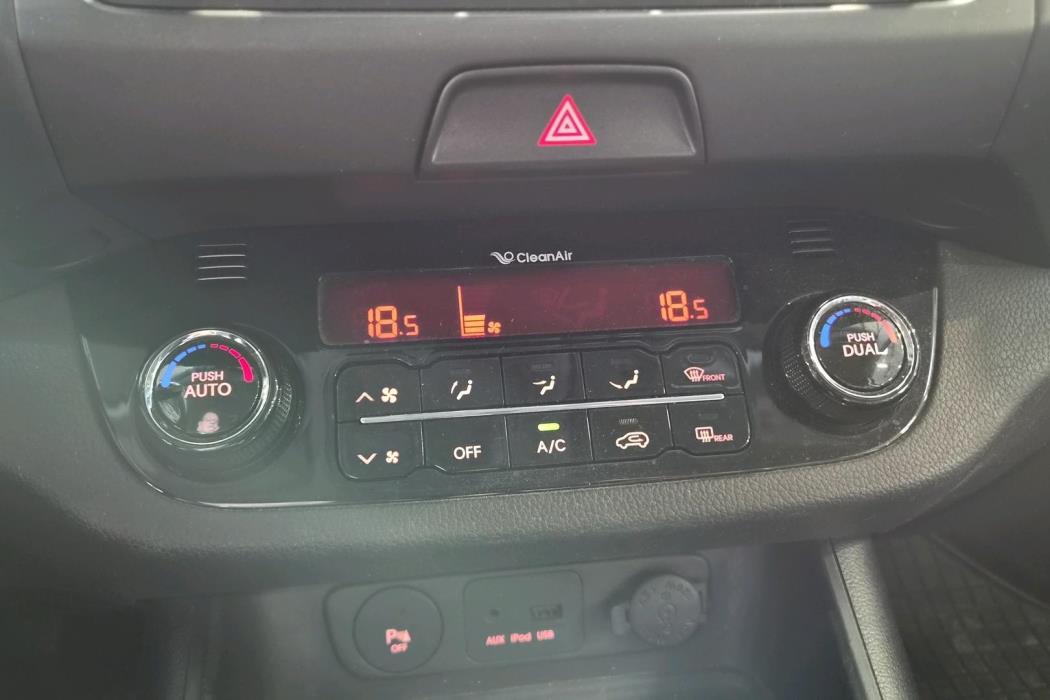 KIA SPORTAGE 2012