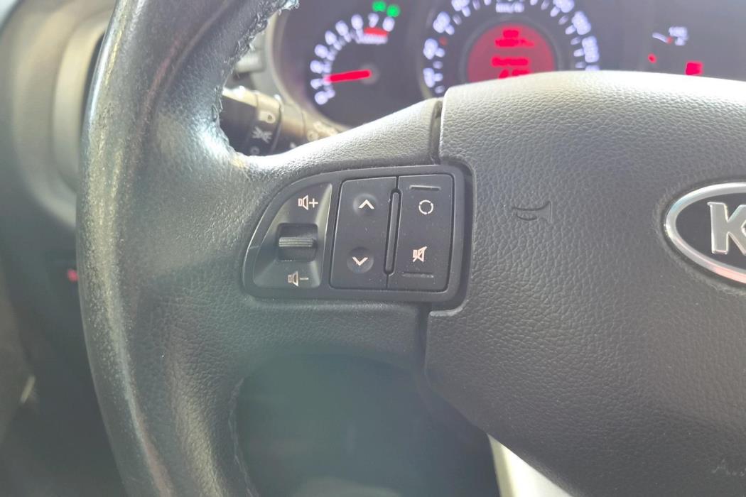 KIA SPORTAGE 2012