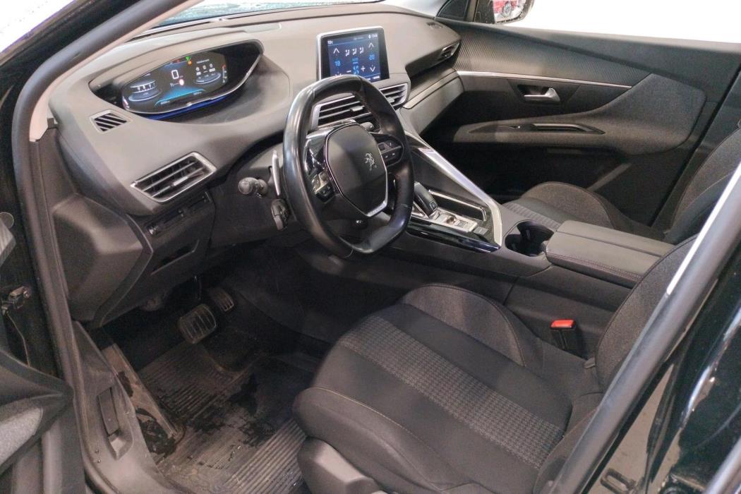 PEUGEOT 3008 2017