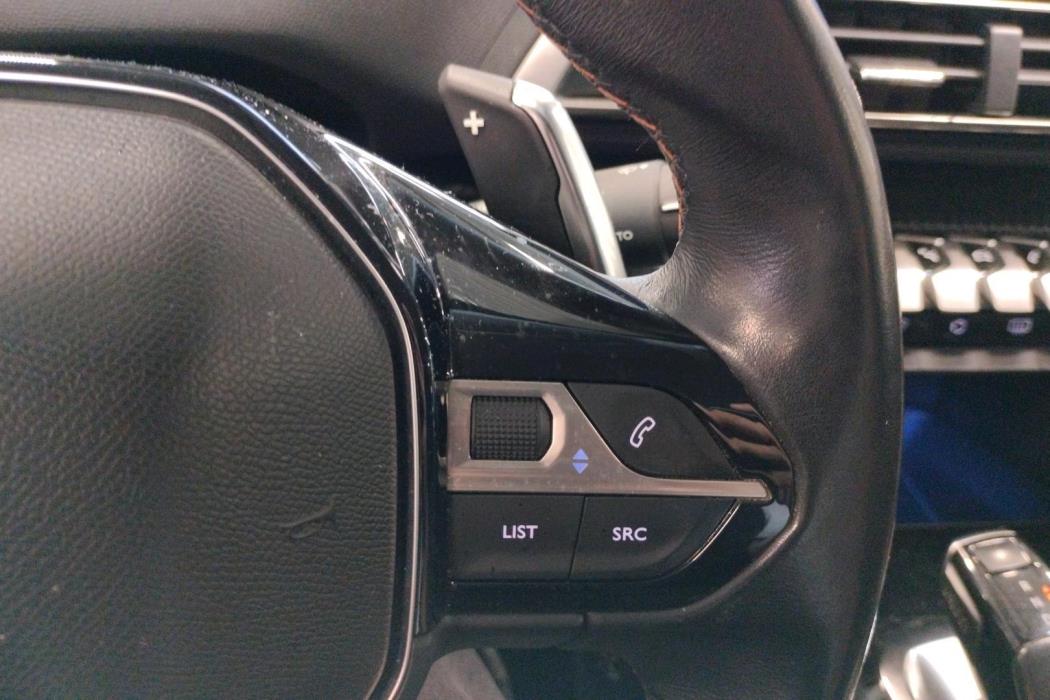 PEUGEOT 3008 2017