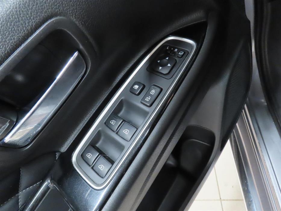 Mitsubishi Outlander PHEV 2020