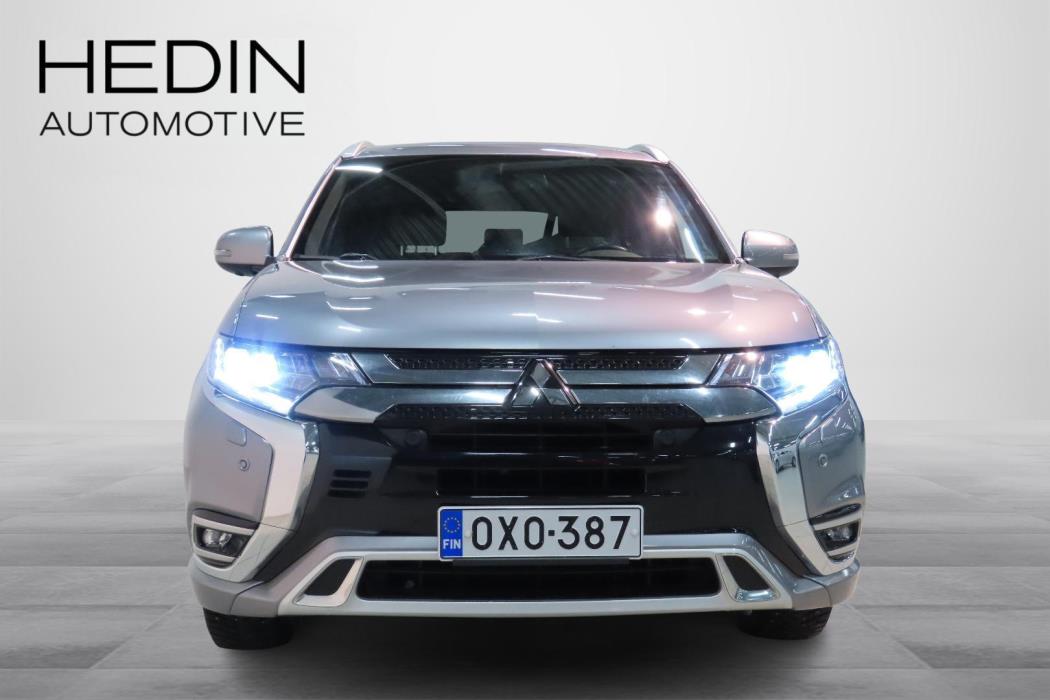 Mitsubishi Outlander PHEV 2020