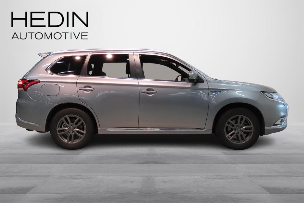 Mitsubishi Outlander PHEV 2020