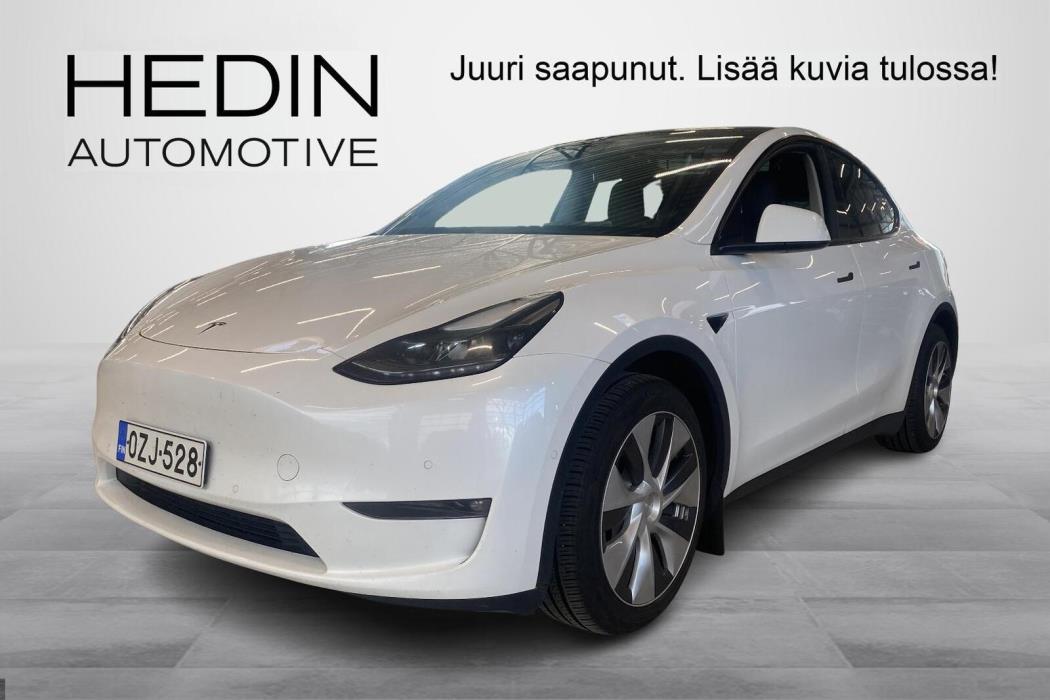 Tesla Model Y 2022