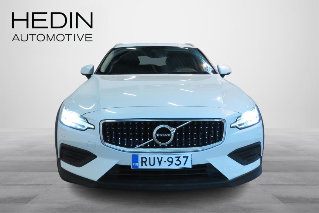 Volvo V60 Cross Country 2020