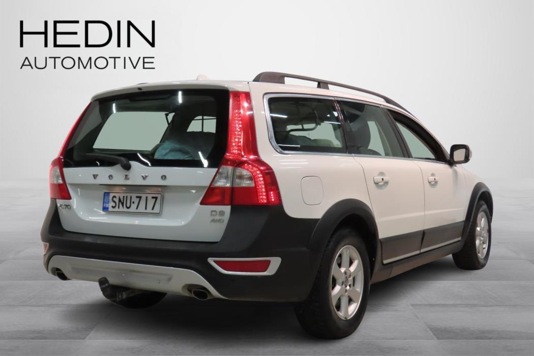 Volvo XC70 2011
