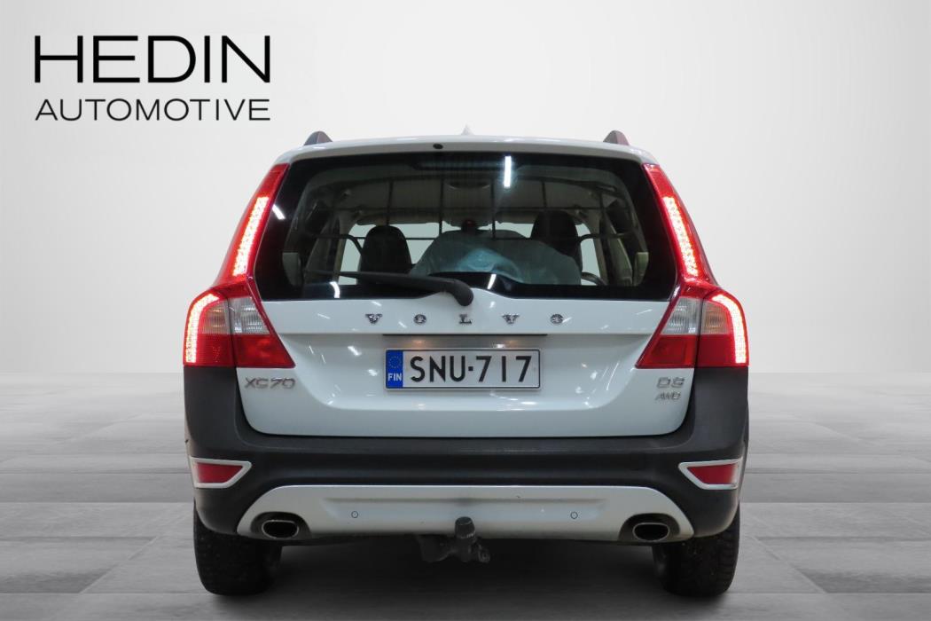 Volvo XC70 2011