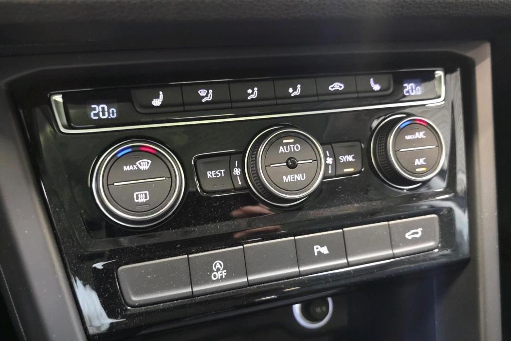 Volkswagen Touran 2021