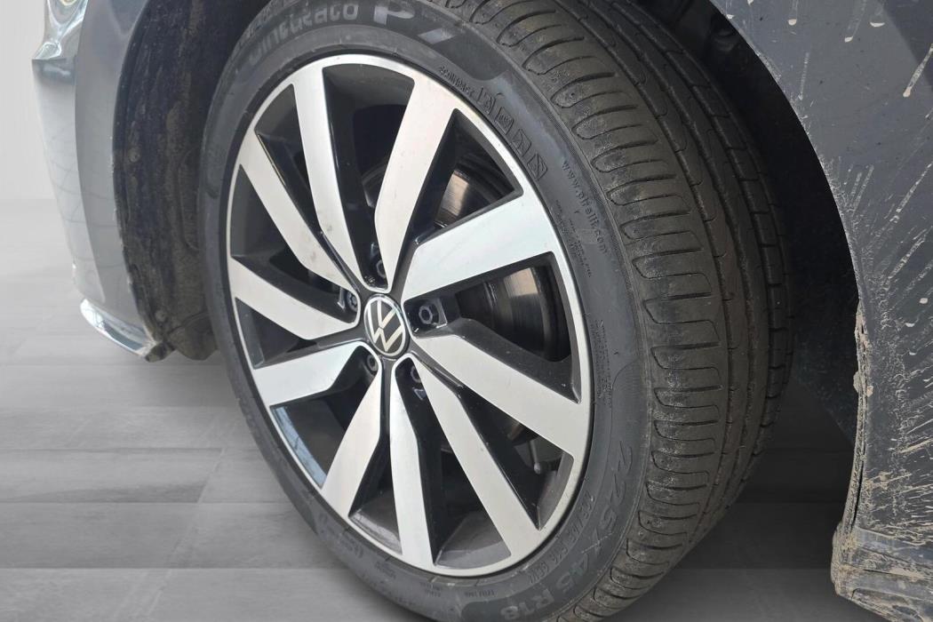Volkswagen Touran 2021