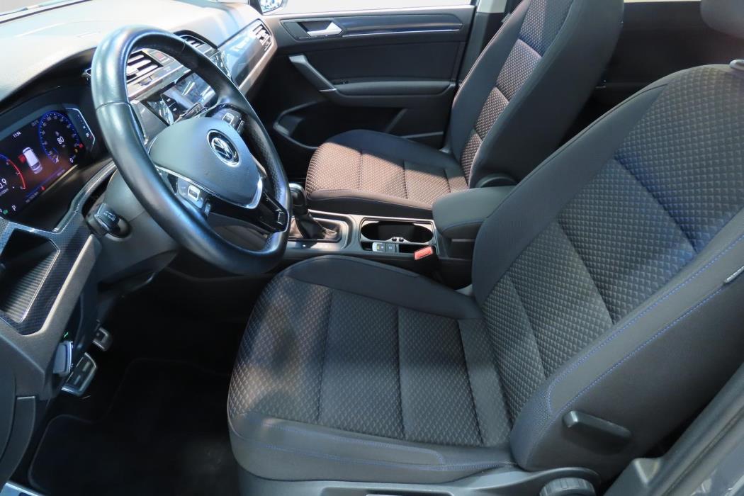 Volkswagen Touran 2021