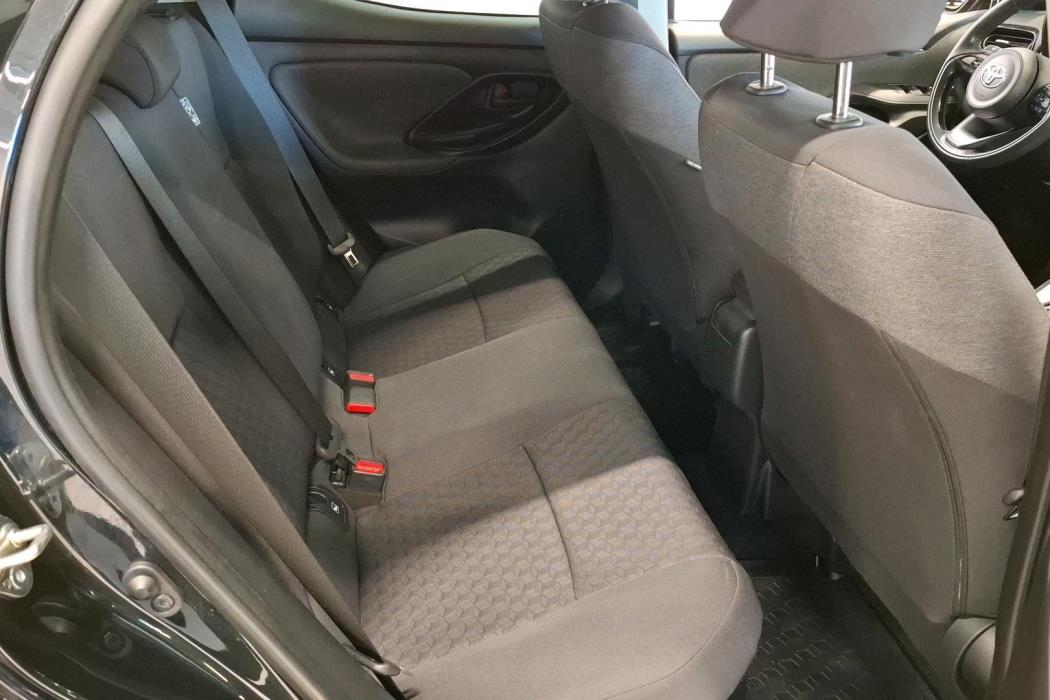 Toyota Yaris 2021