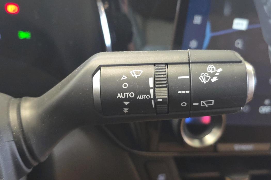 Lexus NX 2023