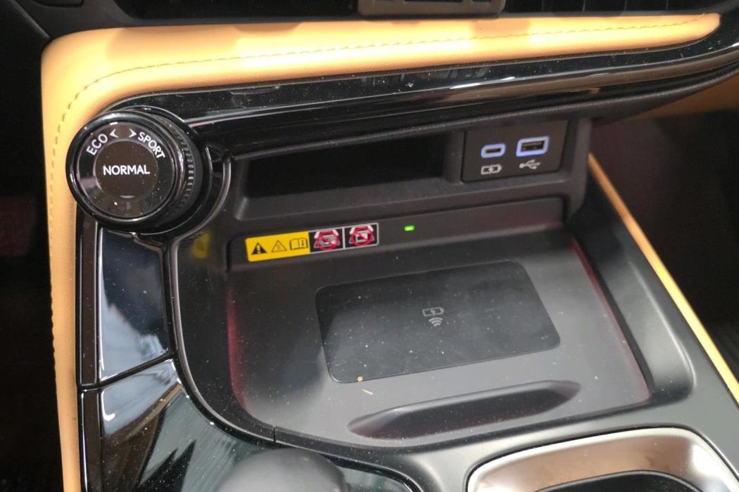 Lexus NX 2023