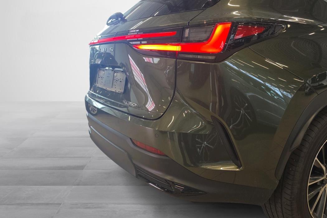 Lexus NX 2023