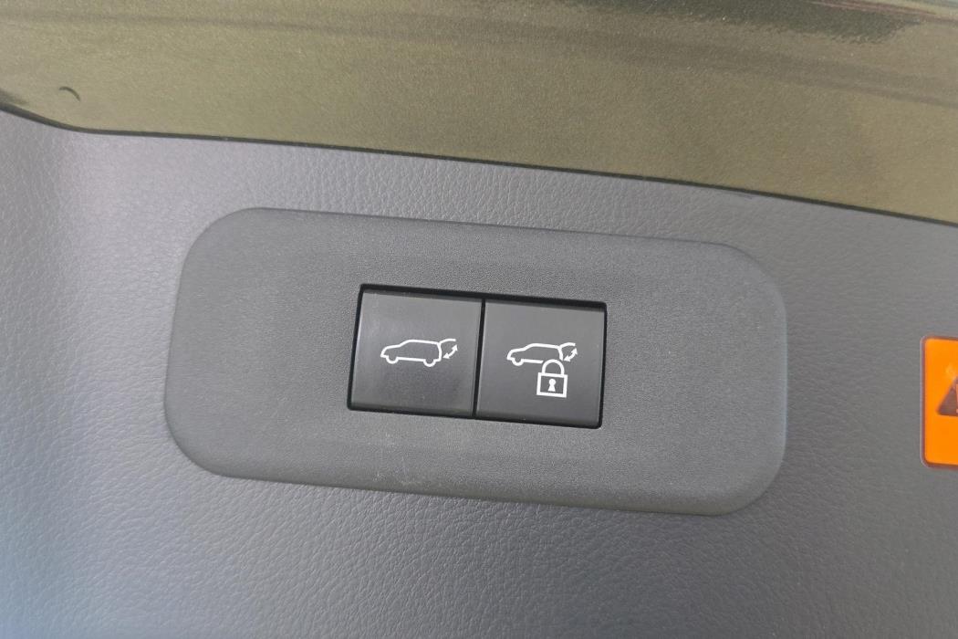 Lexus NX 2023