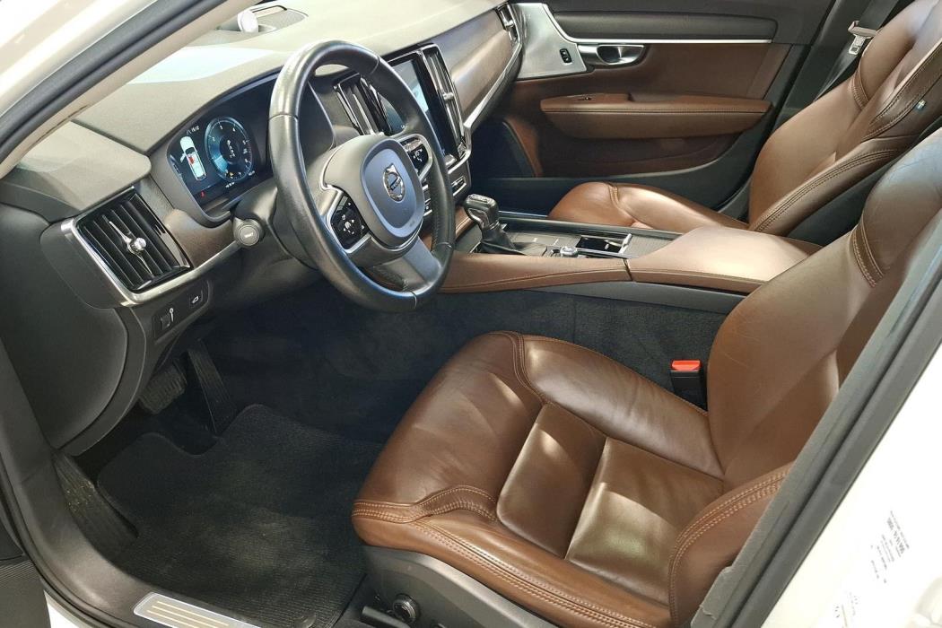 Volvo V90 Cross Country 2018