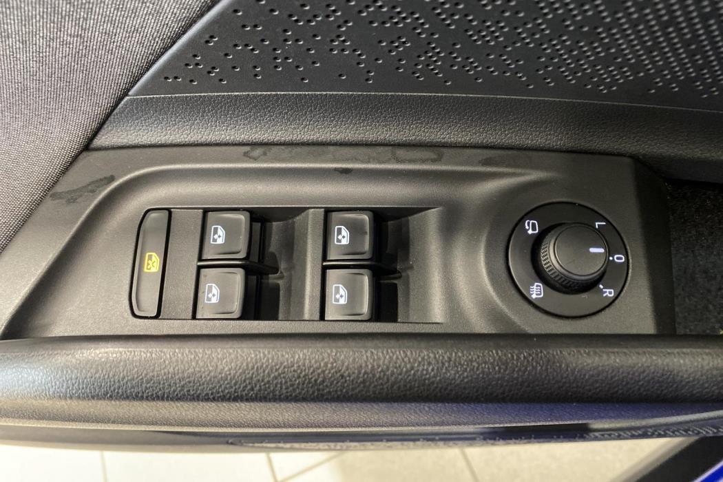 SKODA Enyaq 2023