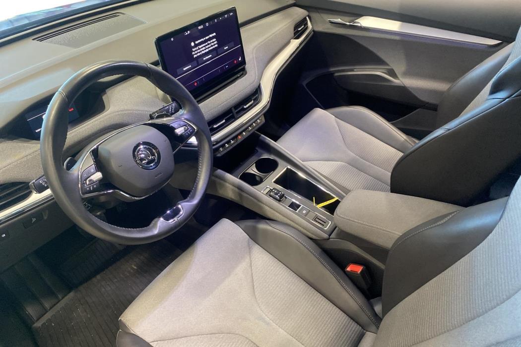 SKODA Enyaq 2023