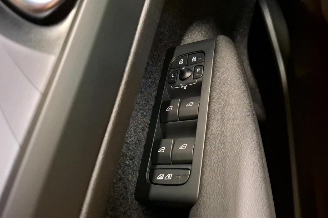 Volvo C40 2023