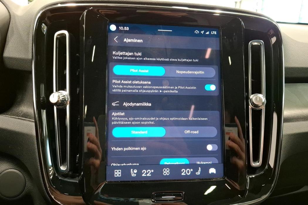 Volvo C40 2023
