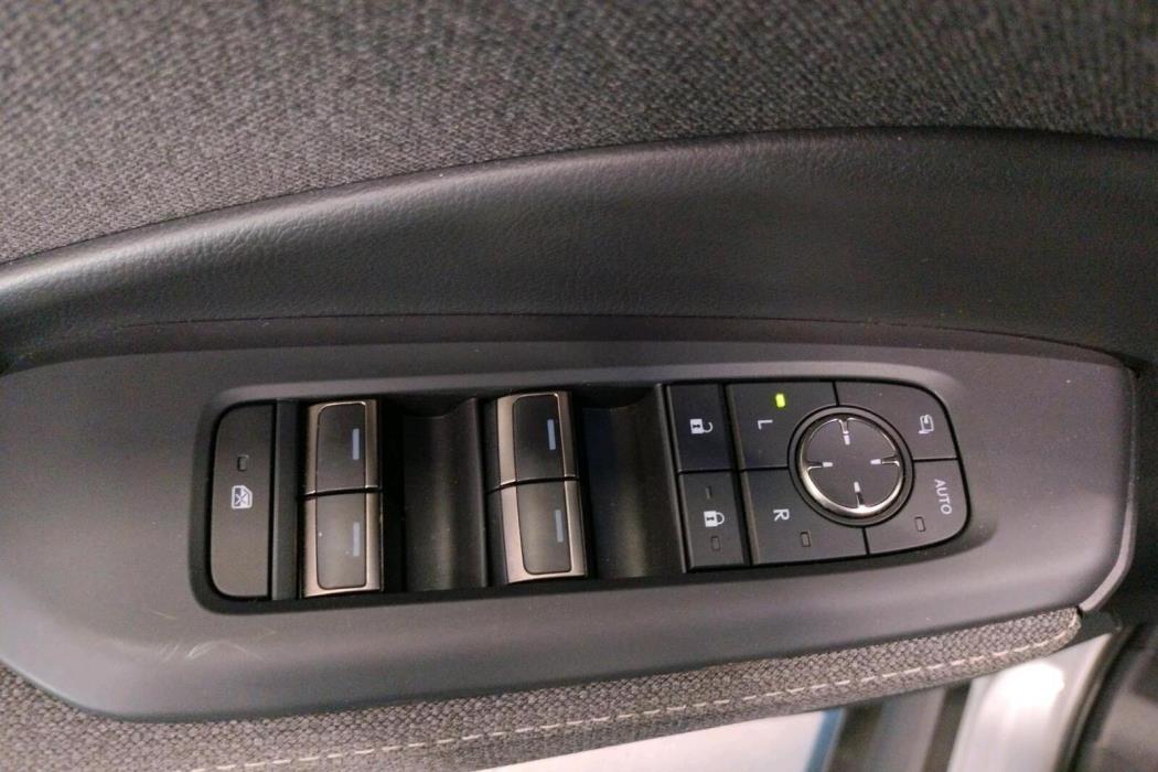 Lexus LBX 2025