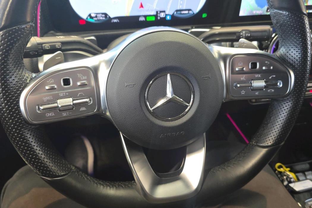 Mercedes-Benz EQB 2024