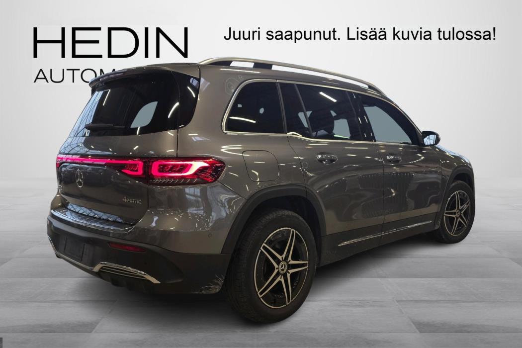 Mercedes-Benz EQB 2024