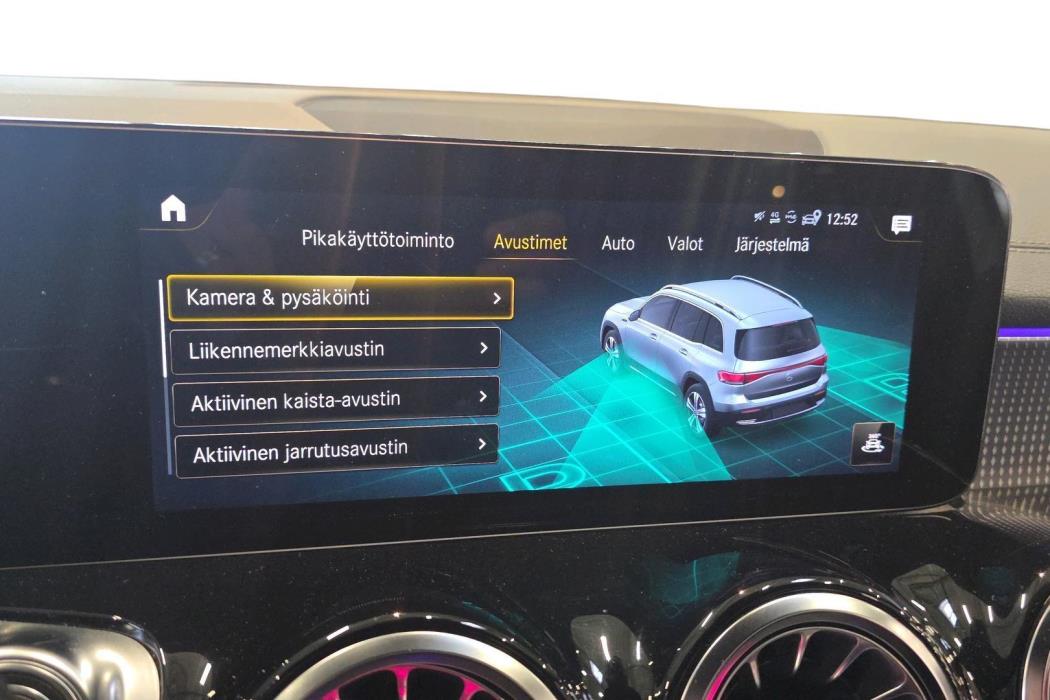 Mercedes-Benz EQB 2024