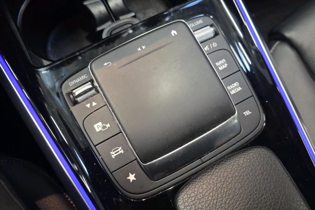 Mercedes-Benz EQB 2024
