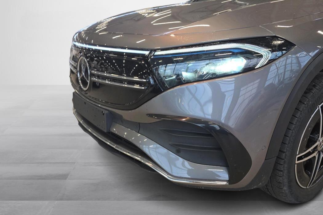 Mercedes-Benz EQB 2024