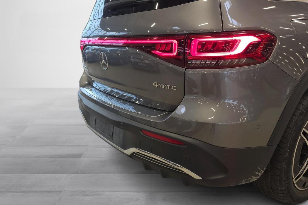 Mercedes-Benz EQB 2024