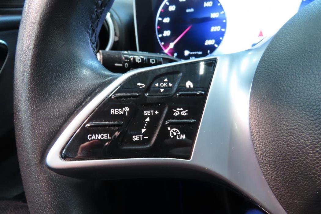 Mercedes-Benz C 2023