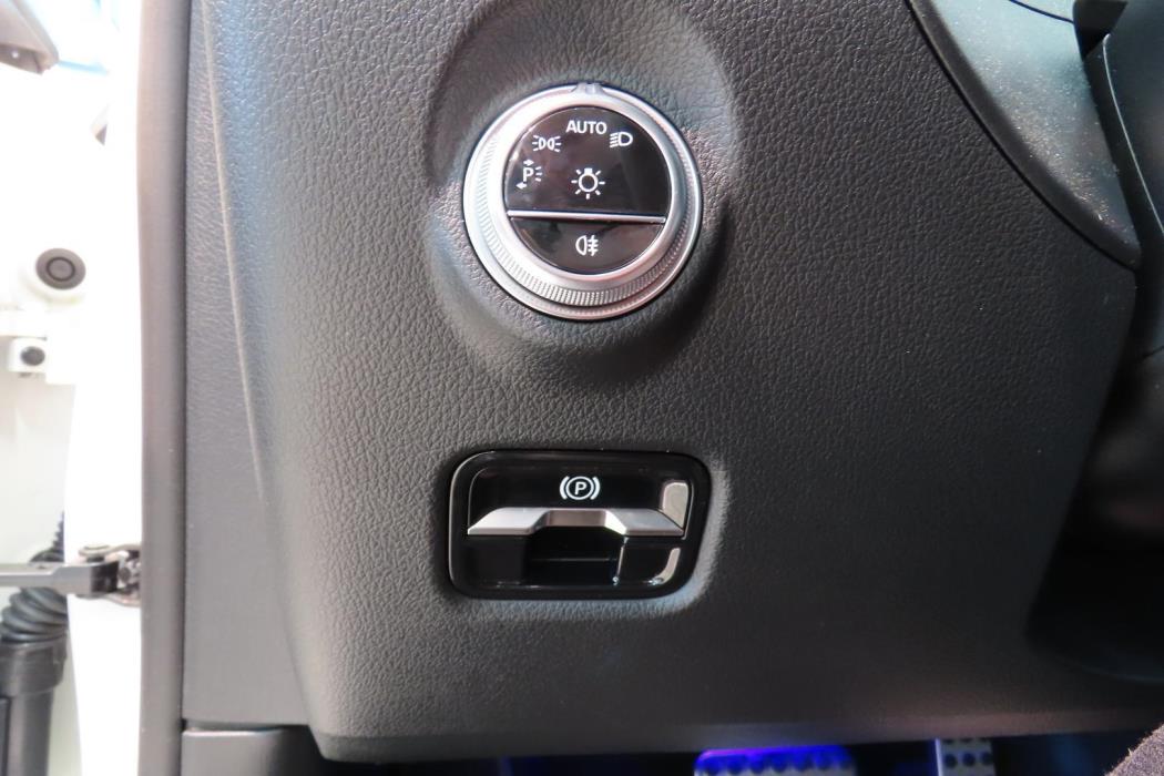 Mercedes-Benz C 2023