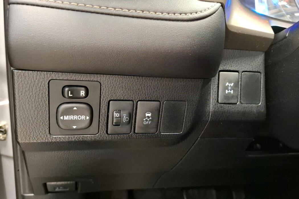 Toyota RAV4 2015