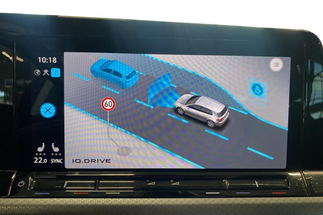 VOLKSWAGEN GOLF 2023