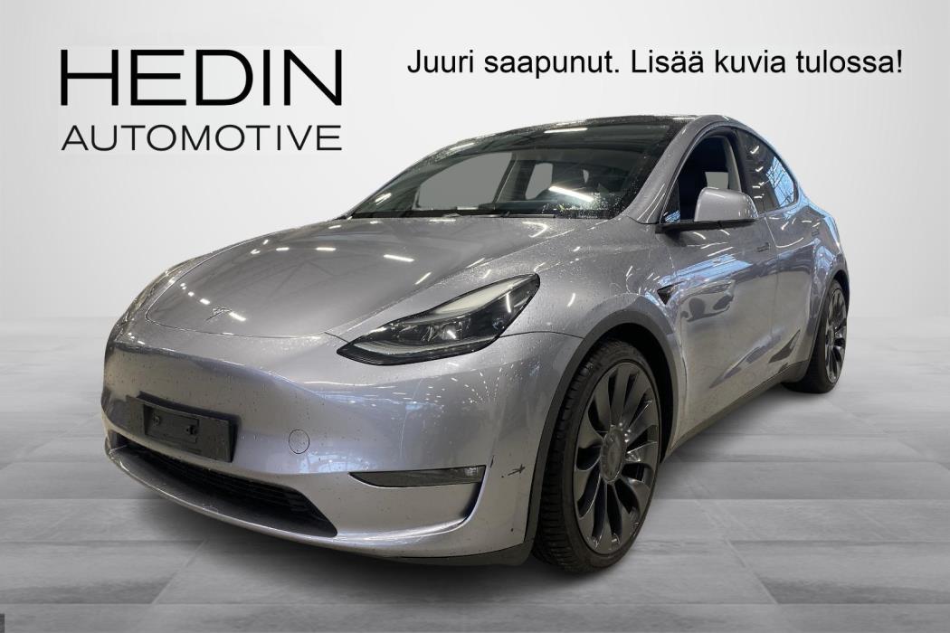 TESLA Model Y 2023