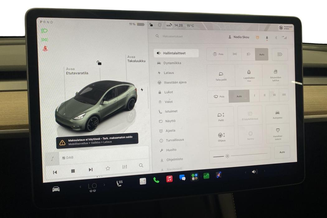 TESLA Model Y 2023