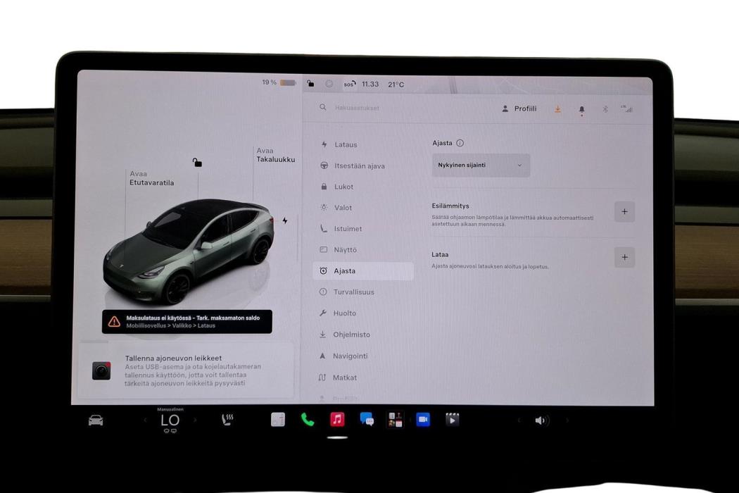 TESLA Model Y 2023